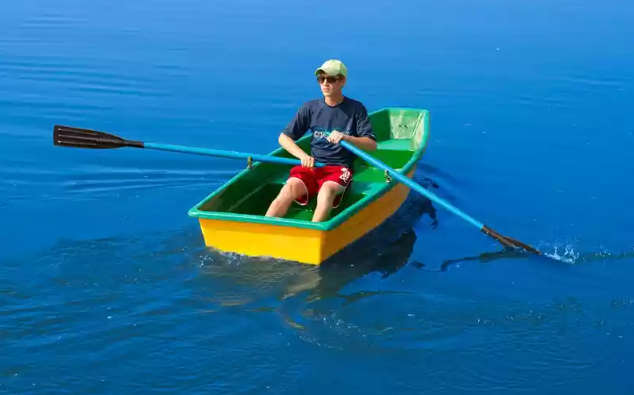 Стеклопластиковая лодка Малютка в Первоуральске