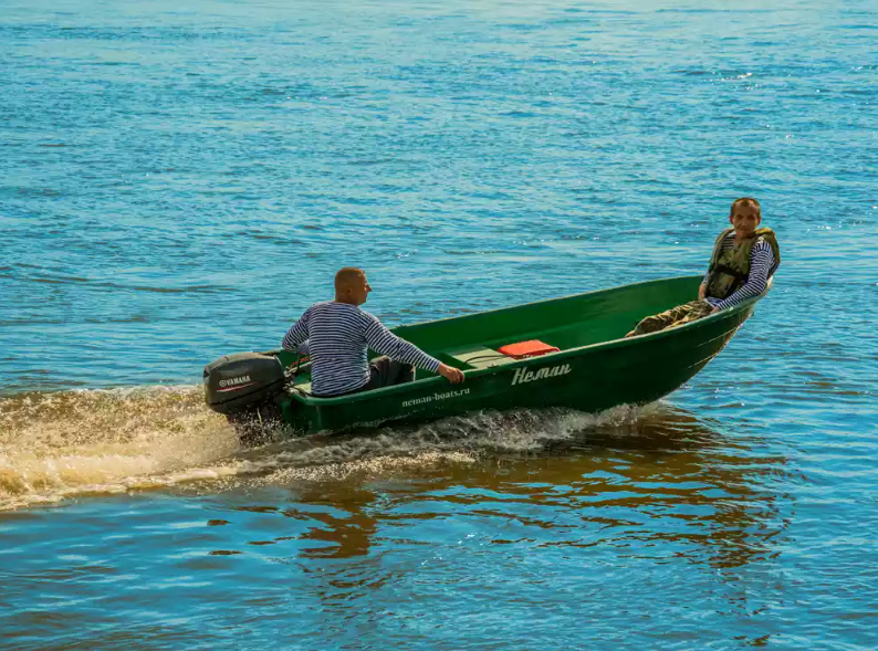 Стеклопластиковая лодка Neman-340 (тримаран) в Первоуральске