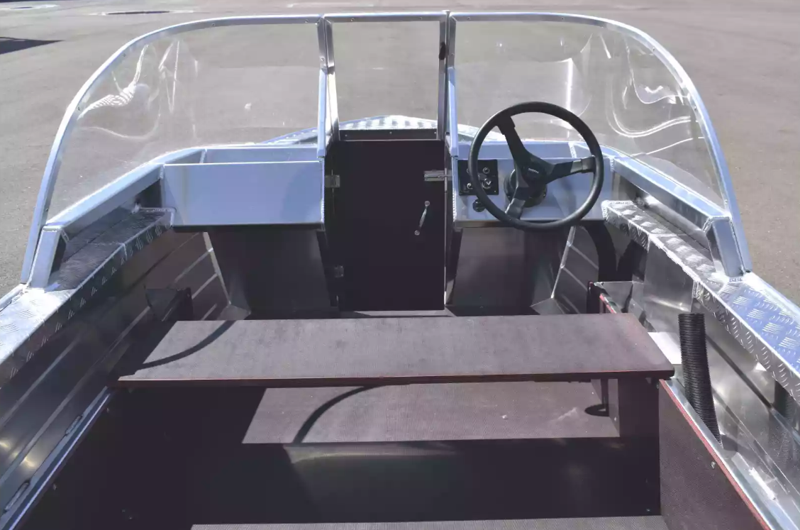 Алюминиевая лодка Wyatboat-390 DCM в Первоуральске