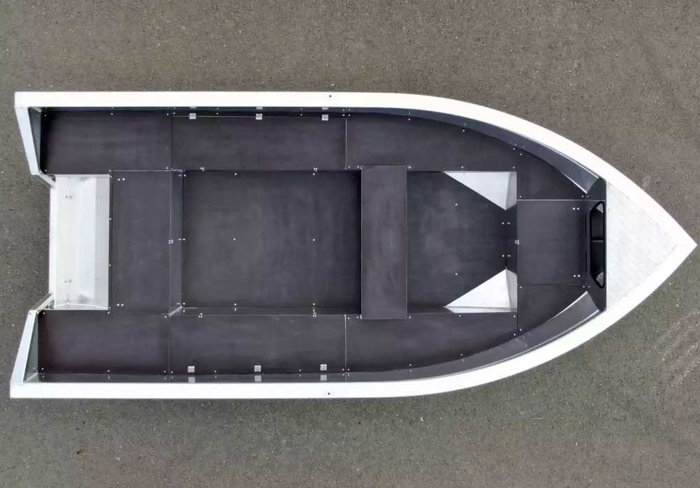 Алюминиевая лодка  Неман-420 в Первоуральске