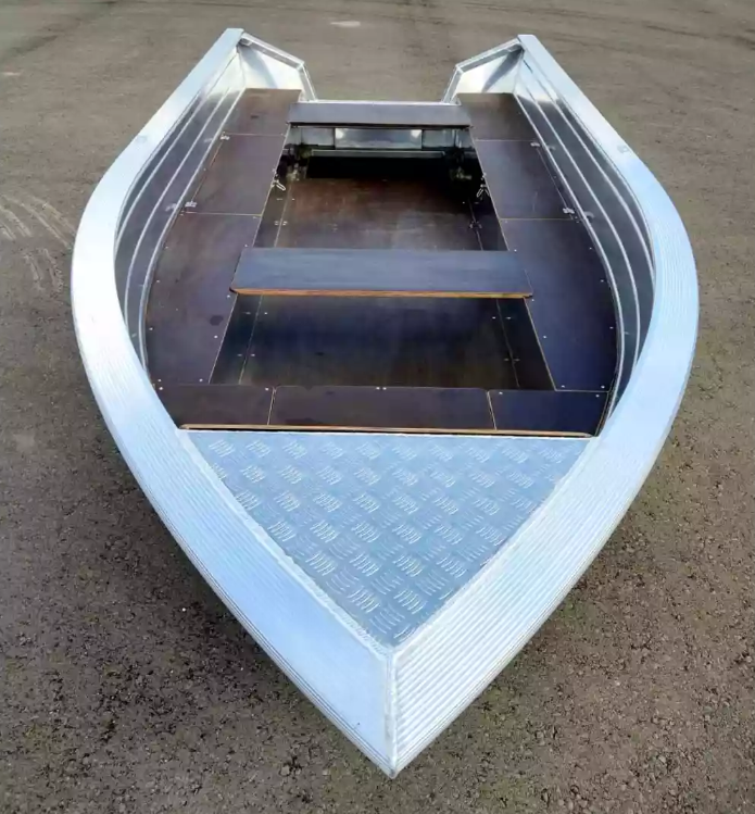 Алюминиевая лодка Неман-400 в Первоуральске