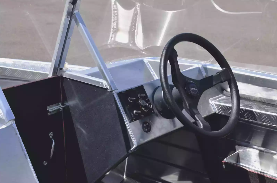 Алюминиевая лодка Wyatboat-390 DCM в Первоуральске