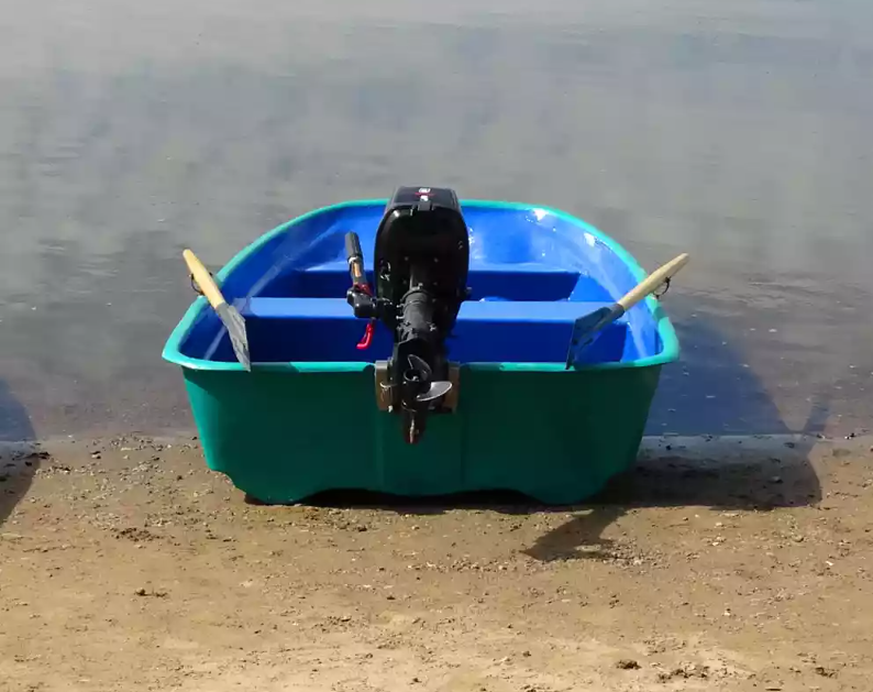 Стеклопластиковая лодка Старт (тримаран) в Первоуральске