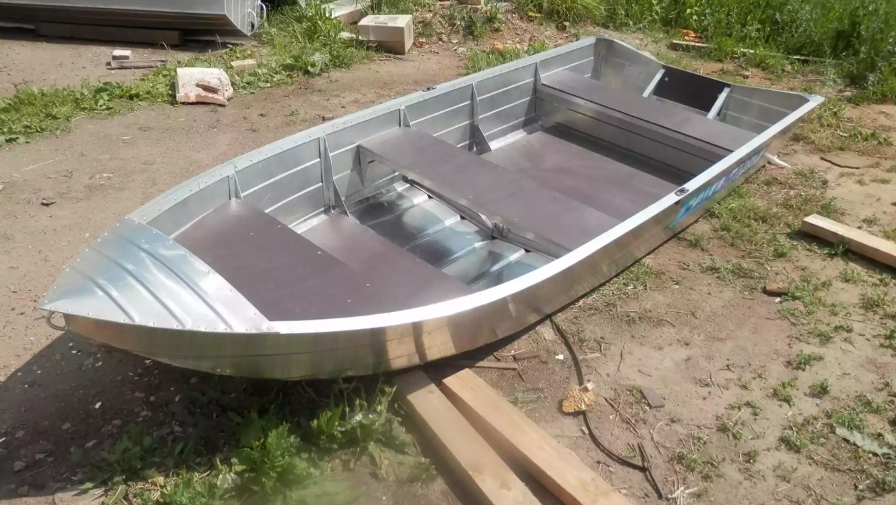 Алюминиевая лодка Вятка-Профи 32 в Первоуральске