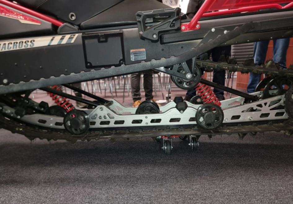 Снегоход AODES Siberiacross 1000 WT 508mm LCD 6.8 в Первоуральске