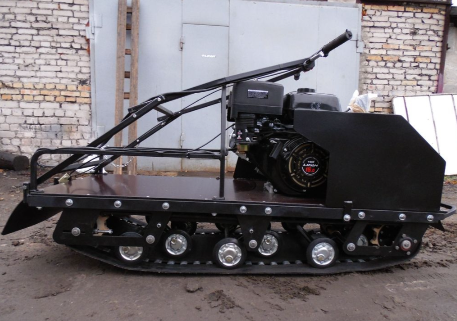 Мотобуксировщик AhtaR Зима 9 л/с с вариатором в Первоуральске