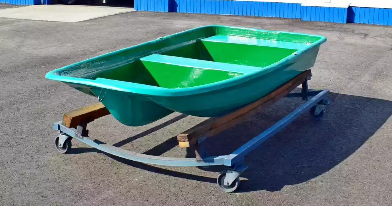 Стеклопластиковая лодка Старт (тримаран) в Первоуральске