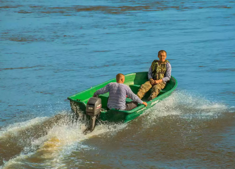 Стеклопластиковая лодка Neman-340 (тримаран) в Первоуральске