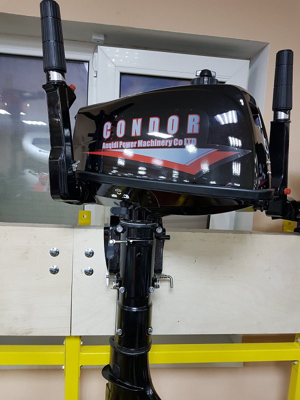 Лодочный мотор Condor T5HS с баком 12 л. в Первоуральске