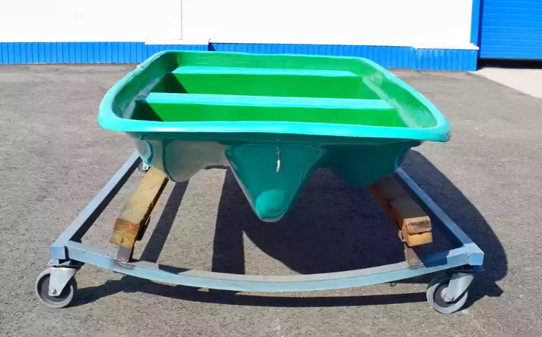 Стеклопластиковая лодка Старт (тримаран) в Первоуральске