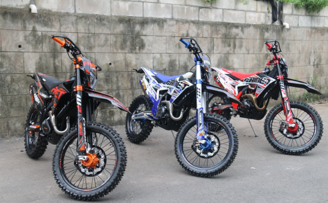 Кроссовый мотоцикл FAIDET NC300S ULTRA KKE в Первоуральске