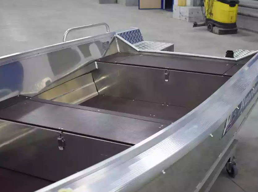 Алюминиевая лодка  Wyatboat-430 Р в Первоуральске