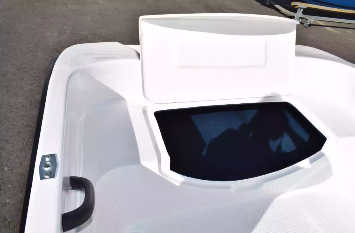 Стеклопластиковая лодка Пингвин (тримаран) в Первоуральске