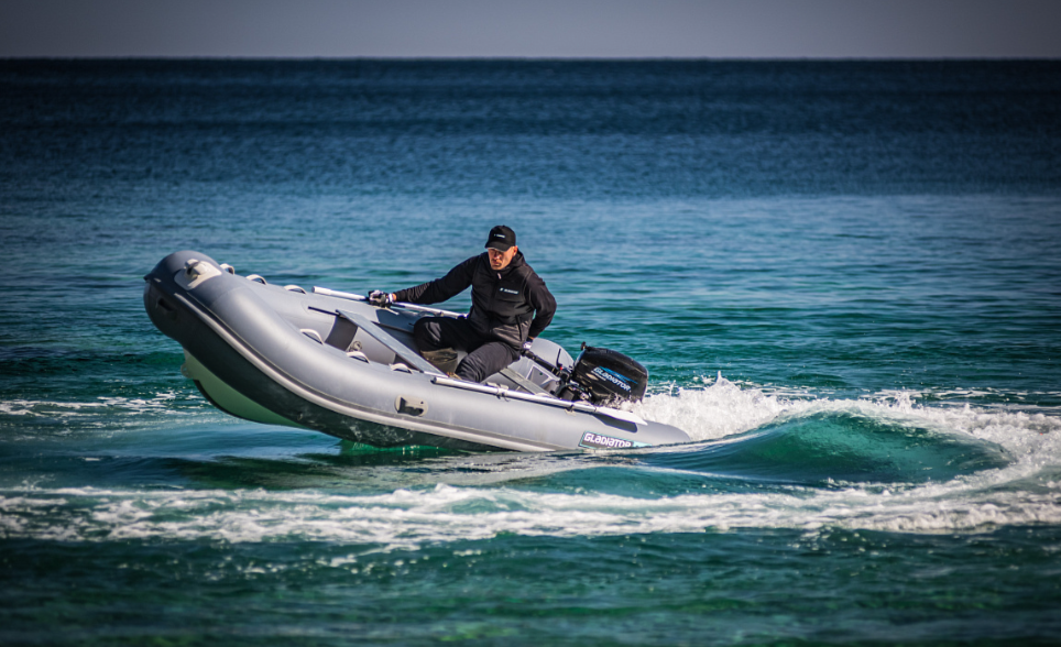 Лодка GLADIATOR RIB380AL в Первоуральске