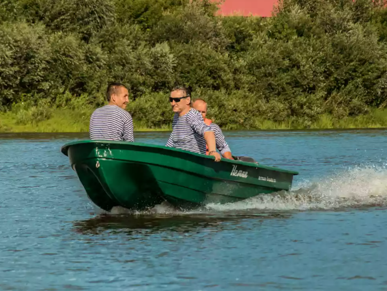 Стеклопластиковая лодка Neman-340 (тримаран) в Первоуральске