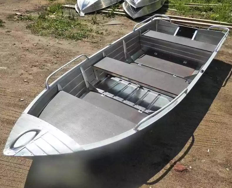 Алюминиевая лодка Вятка-Профи 37 в Первоуральске
