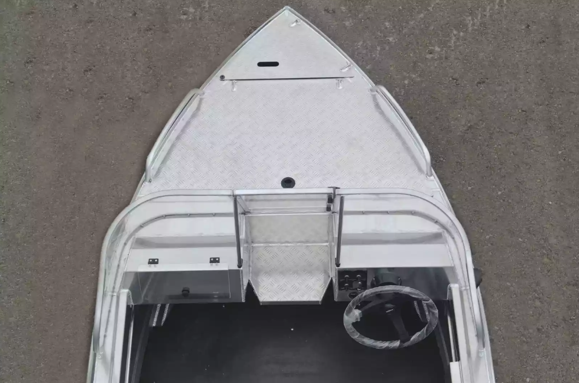 Алюминиевая лодка  Neman-400 PRO в Первоуральске