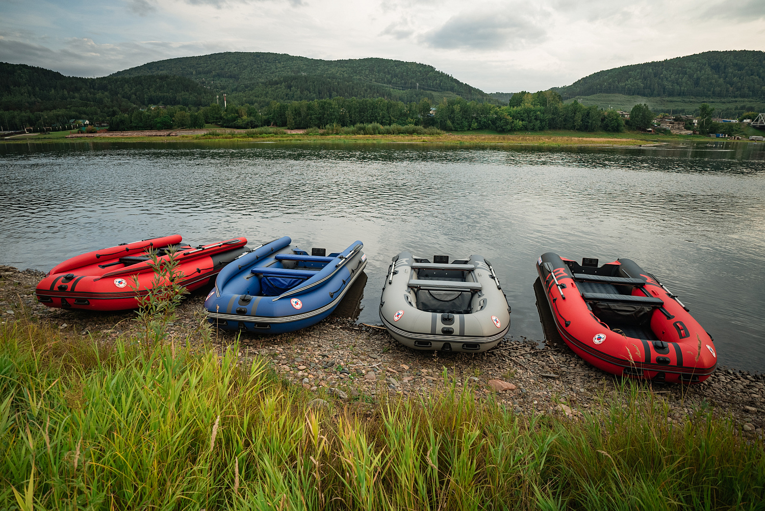 Лодка MISHIMO RIVER FJET PRO 430  под водомет в Первоуральске