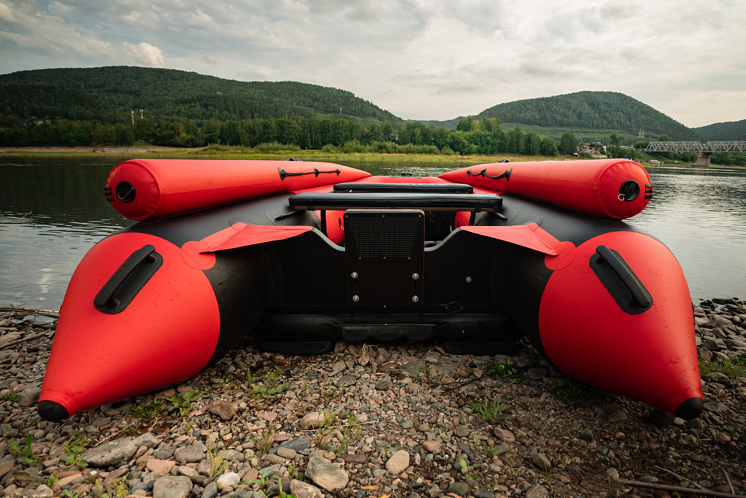 Лодка MISHIMO RIVER FJET PRO 430  под водомет в Первоуральске