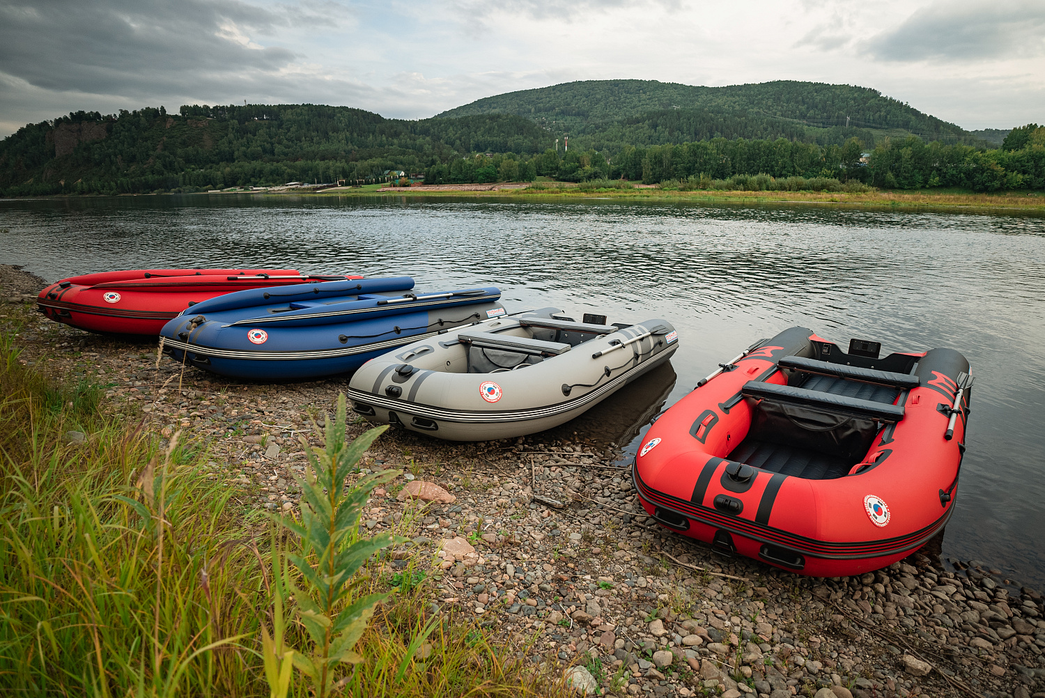 Лодка MISHIMO RIVER FJET PRO 430  под водомет в Первоуральске