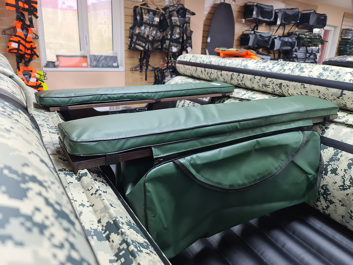 КОМПЛЕКТ МЯГКИХ НАКЛАДОК С СУМКОЙ ДЛЯ ЛОДОК 110Х20 ЗЕЛЕНЫЙ в Первоуральске