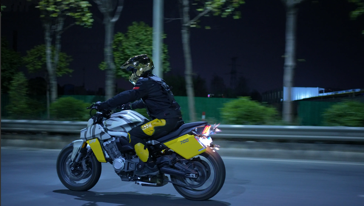 Мотоцикл Benda LFS 700 в Первоуральске