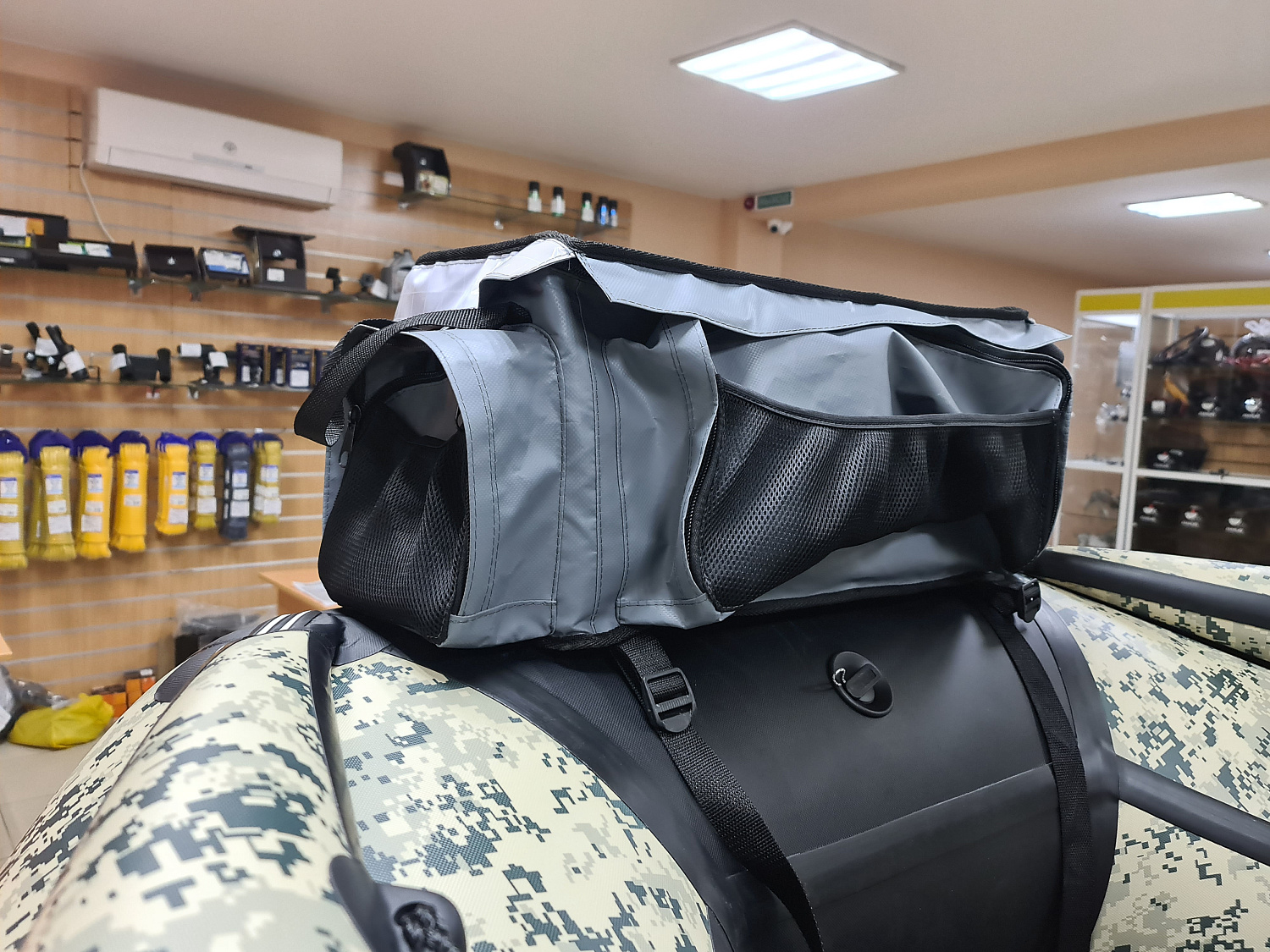 СУМКА ЛЮКС НА БАЛЛОН ДЛЯ ЛОДОК ПВХ 50Х25Х25 СМ в Первоуральске